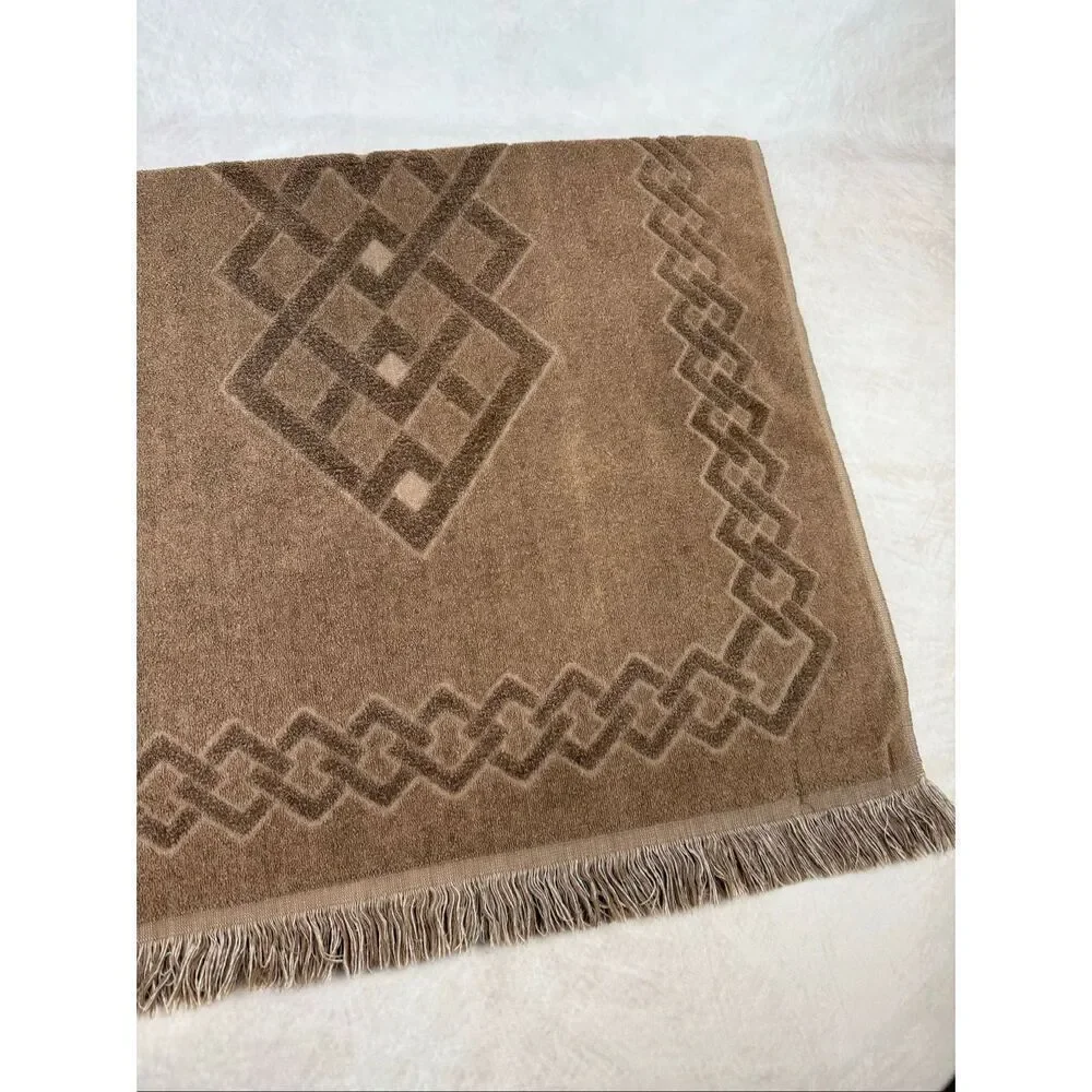 Vintage Cannon Brown Geometric Bath Towel 23x42” 1970s